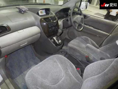 Mitsubishi CHARIOT GRANDIS