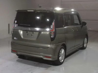 Mitsubishi DELICA D2