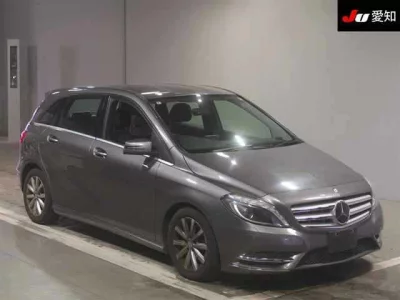 Mercedes-Benz B CLASS