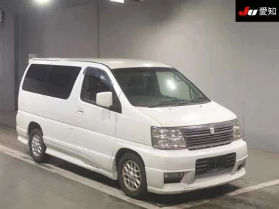 Nissan ELGRAND  с аукциона в Японии
