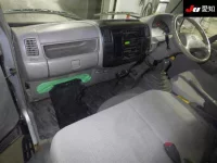 Hino DUTRO лот № 7143 оценка 3  с аукциона в Японии 2