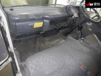 Isuzu TRUCK  с аукциона в Японии