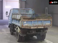 Mazda TITAN лот № 7133 оценка R  с аукциона в Японии 1