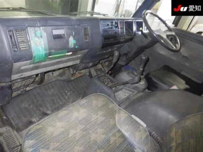 Mazda TITAN  с аукциона в Японии