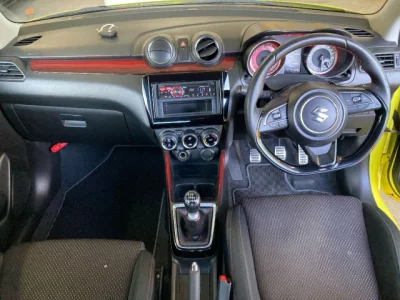 Suzuki SWIFT  с аукциона в Японии