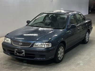 Nissan SUNNY  с аукциона в Японии