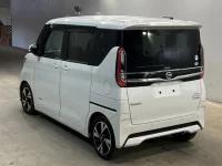 Nissan ROOX лот № 98 оценка R  с аукциона в Японии 1