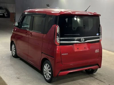 Nissan ROOX  с аукциона в Японии