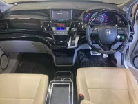 Honda ODYSSEY лот № 1057 оценка 3.5  с аукциона в Японии 2