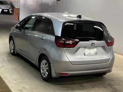 Honda FIT  с аукциона в Японии