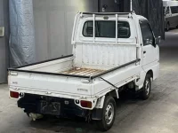 Subaru SAMBAR лот № 2121 оценка R  с аукциона в Японии 4