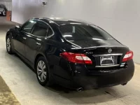 Nissan FUGA лот № 1122 оценка 3.5  с аукциона в Японии 1