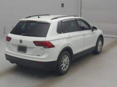 Volkswagen TIGUAN  с аукциона в Японии