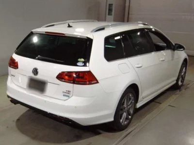 Volkswagen GOLF VARIANT