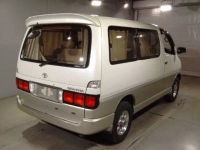 Toyota GRANVIA