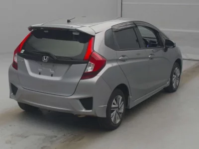 Honda FIT  с аукциона в Японии