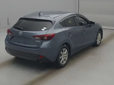 Mazda AXELA  с аукциона в Японии