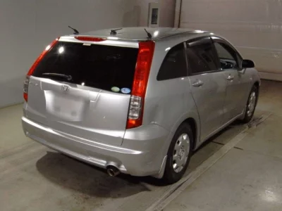 Honda STREAM  с аукциона в Японии