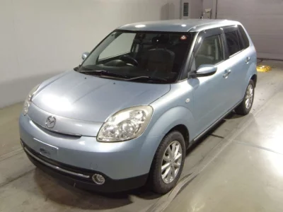 Mazda VERISA  с аукциона в Японии