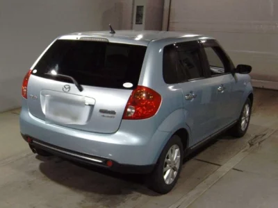 Mazda VERISA  с аукциона в Японии