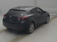 Mazda AXELA лот № 73507 оценка 3.5  с аукциона в Японии 1