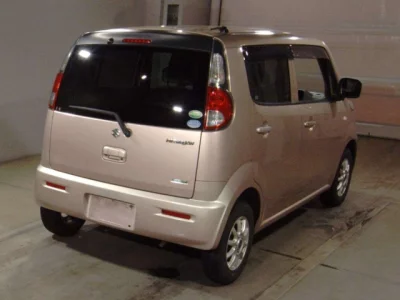Suzuki MRWAGON