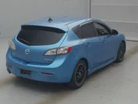 Mazda AXELA лот № 78539 оценка 3.5  с аукциона в Японии 1