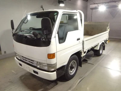 Toyota DYNA  с аукциона в Японии