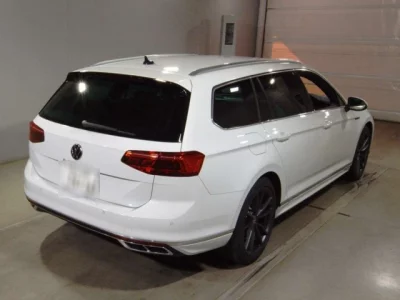 Volkswagen PASSAT VARIANT