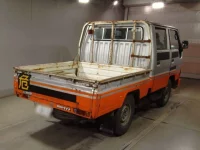 Toyota DYNA лот № 63503 оценка R  с аукциона в Японии 1