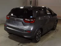 Honda FIT лот № 2024 оценка 4  с аукциона в Японии 1