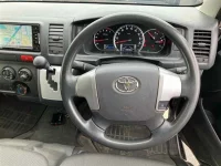 Toyota HIACE VAN лот № 30016 оценка 3.5  с аукциона в Японии 2