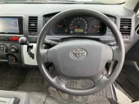 Toyota HIACE VAN лот № 30017 оценка R  с аукциона в Японии 2