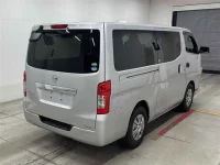 Nissan CARAVAN VAN лот № 30023 оценка 3.5  с аукциона в Японии 4