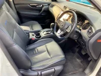 Nissan X-TRAIL лот № 30013 оценка 4  с аукциона в Японии 6