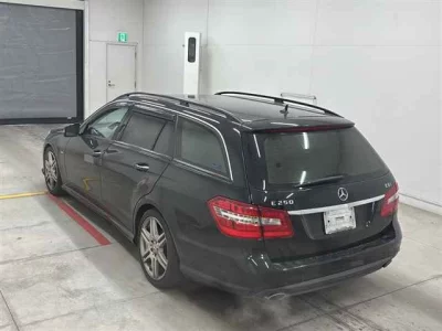Mercedes-Benz E CLASS WAGON