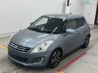 Suzuki SWIFT лот № 30030 оценка R  с аукциона в Японии 3