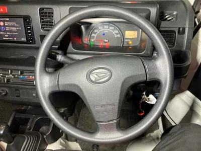 Daihatsu HIJET TRUCK  с аукциона в Японии