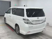 Toyota VELLFIRE лот № 30082 оценка 3.5  с аукциона в Японии 1