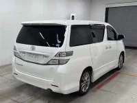 Toyota VELLFIRE лот № 30082 оценка 3.5  с аукциона в Японии 4