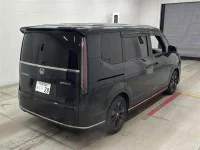 Honda STEP WAGON лот № 30102 оценка 4  с аукциона в Японии 4