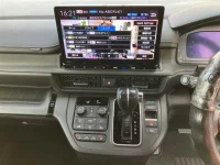 Honda STEP WAGON лот № 30102 оценка 4  с аукциона в Японии 5