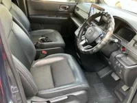 Honda STEP WAGON лот № 30102 оценка 4  с аукциона в Японии 6