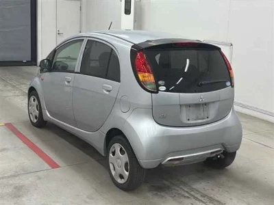 Mitsubishi I  с аукциона в Японии