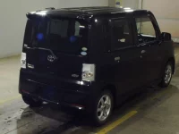 Toyota PIXIS SPACE лот № 7155 оценка 3  с аукциона в Японии 1