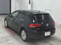 Volkswagen GOLF лот № 30076 оценка 4  с аукциона в Японии 1