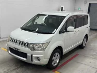Mitsubishi DELICA D5 лот № 30096 оценка 3.5  с аукциона в Японии 3