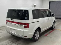 Mitsubishi DELICA D5 лот № 30096 оценка 3.5  с аукциона в Японии 4