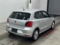 Volkswagen POLO лот № 30168 оценка 3.5  с аукциона в Японии 4