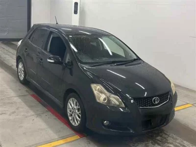 Toyota BLADE